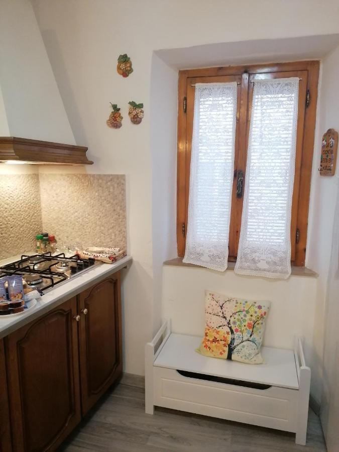 La Casetta Di Mimmi Castel Viscardo Bagian luar foto